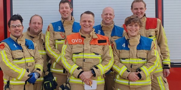 Foto: Brandweer Heeze pakt knappe derde plek bij provinciale Brandweervaardigheidstoets in Geldrop